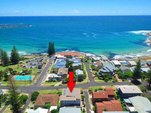 Bimbadeen Unit 3 - Across From The Beach - Lift In Complex - Accommodation Mermaid Beach 3