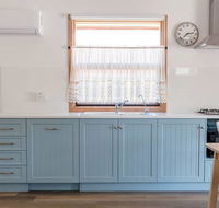 Bird In Hand Cottage Port Noarlunga