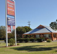 Bishop's Lodge Motor Inn - Accommodation Mermaid Beach