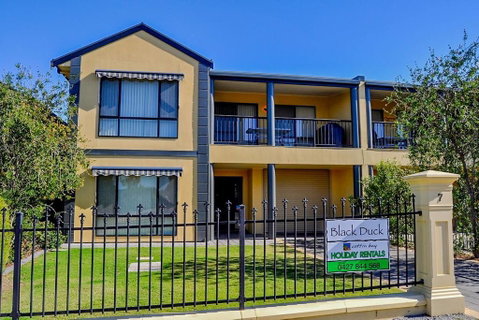 Black Duck - Accommodation Mermaid Beach 0