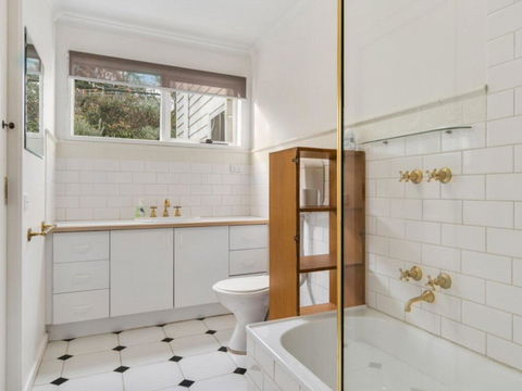 Blairgowrie Hamptons Style - Accommodation Mermaid Beach 1