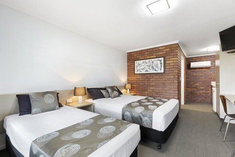 Blue Shades Motel - Accommodation Mermaid Beach 3