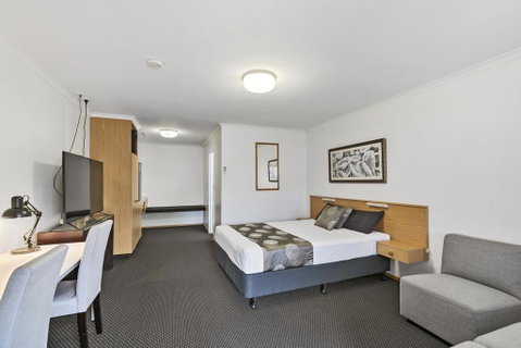 Blue Shades Motel - Accommodation Mermaid Beach 0