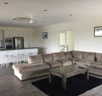 Blue Sky Apartment - Accommodation Mermaid Beach