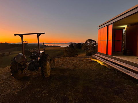 The Orange House - Accommodation Mermaid Beach 0