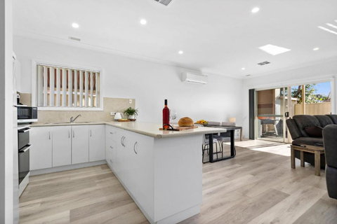 The Shamrock House A - Accommodation Mermaid Beach 0