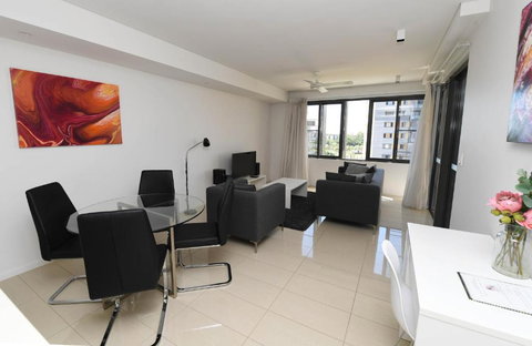 WATERFRONT DARWIN TROPICAL DELIGHT - Accommodation Mermaid Beach 2