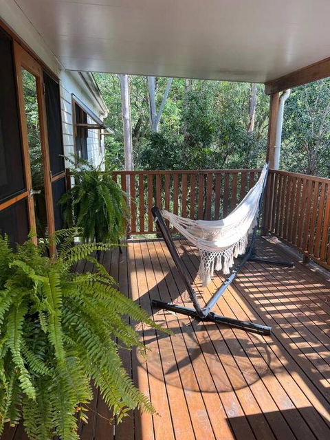 Wattle Bush Retreat - Accommodation Mermaid Beach 3