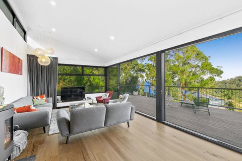 Wye9 - Accommodation Mermaid Beach 1