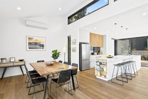 Wye9 - Accommodation Mermaid Beach 2