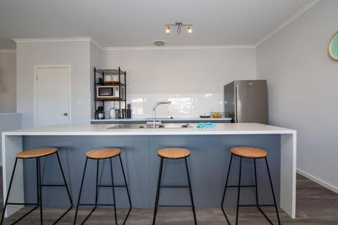 Xanadu - Aldinga Beach - C21 SouthCoast Holidays - Accommodation Mermaid Beach 2
