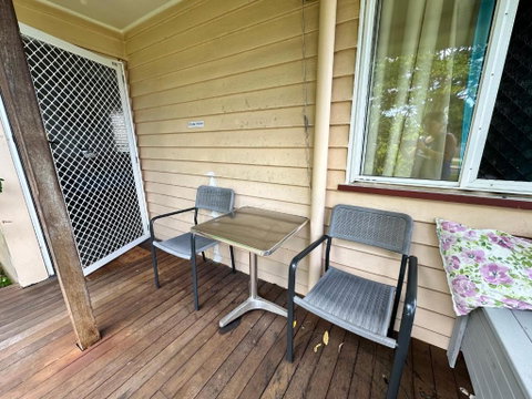 Zen Escape Guest House- Hidden Little Gem, Funky Corner, Boutique Granny Flat - Accommodation Mermaid Beach 2