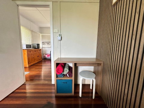 Zen Escape Guest House- Hidden Little Gem, Funky Corner, Boutique Granny Flat - Accommodation Mermaid Beach 1