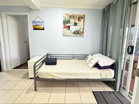 Zen Escape Guest House- Zen Garden Tiny Home, Nooky Studio - Accommodation Mermaid Beach 3