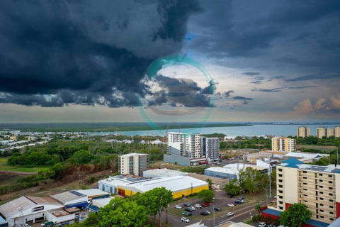 ZEN Pinnacle Penthouse (2) 3-BR Panoramic Retreat - Accommodation Mermaid Beach 2