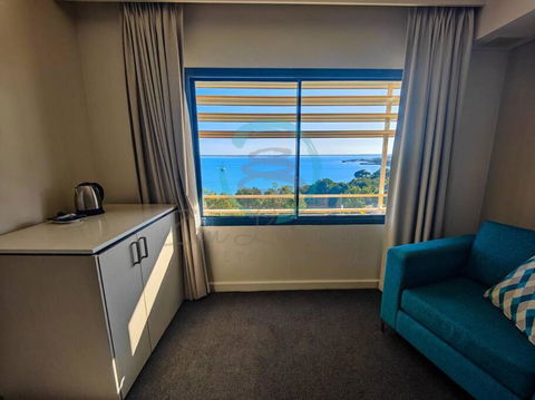 ZEN88 ESPLANADE: Hotel Suite W/ Ocean/Sunset Views - Accommodation Mermaid Beach 2