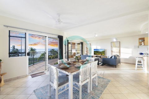 ZEN FORESHORE: 3-BR Nightcliff Foreshore-Front Apt - Accommodation Mermaid Beach 0