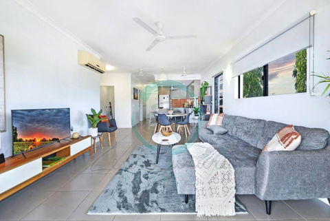 ZEN NOMAD 2-BR Nightcliff Apt Near Markets & Shops - Accommodation Mermaid Beach 0