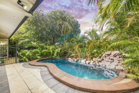 ZEN TREETOPS - Boutique 2-BR Apt W/ Private Pool - Accommodation Mermaid Beach 0