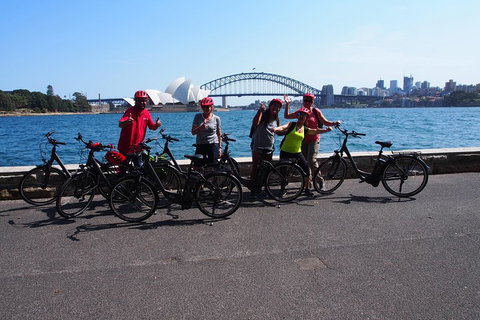 Sydney Harbour Discovery Tour - Accommodation Mermaid Beach 5