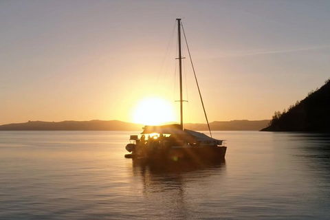 2-Night Whitsunday Islands All-Inclusive Sailing Tour From Airlie Beach - Accommodation Mermaid Beach 0