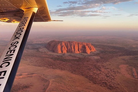 Scenic Flight: Uluru & Kata Tjuta - Accommodation Mermaid Beach 1