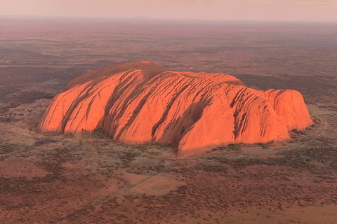 Scenic Flight: Uluru & Kata Tjuta - Accommodation Mermaid Beach 2