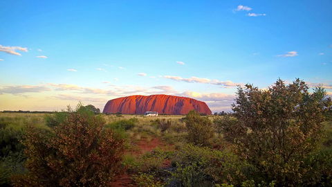 Uluru (Ayers Rock) Sunset Tour - Accommodation Mermaid Beach 2