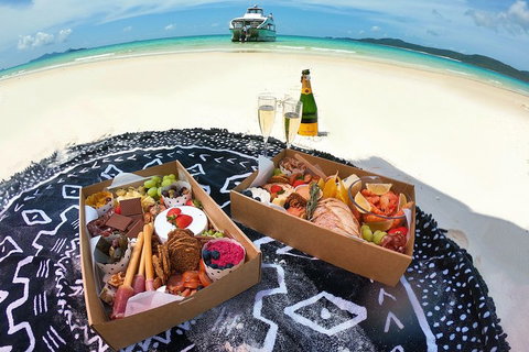 Reef & Whitehaven Landing - Accommodation Mermaid Beach 2