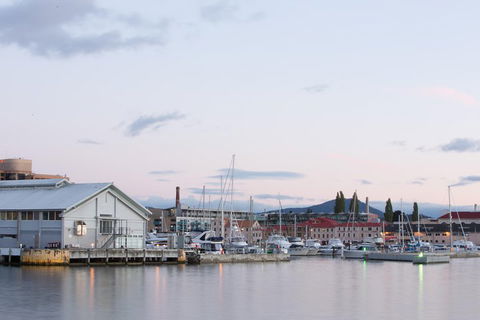 Hobart City Sightseeing Tour Including MONA Admission - Accommodation Mermaid Beach 4