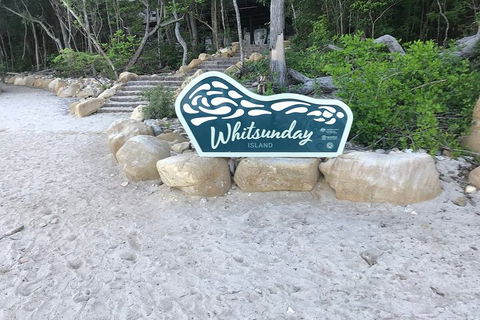 2 Night Small Group Whitsundays Sailing Adventure Aboard Mandrake - Accommodation Mermaid Beach 1