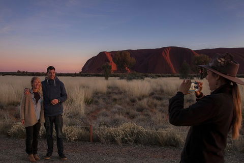 Highlights Of Uluru Including Sunrise And Breakfast - Accommodation Mermaid Beach 4