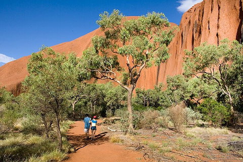 Full Uluru Base Walk At Sunrise Including Breakfast - Accommodation Mermaid Beach 0