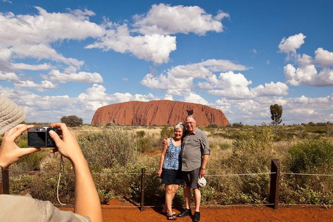 Full Uluru Base Walk At Sunrise Including Breakfast - Accommodation Mermaid Beach 1