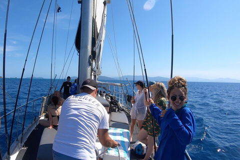 Ocean Free Green Island & Great Barrier Reef Snorkel Cruise, Cairns 25 Guests - Accommodation Mermaid Beach 3