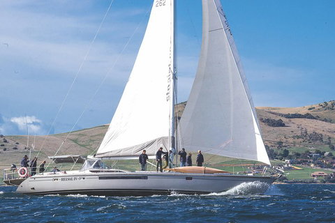 Half-Day Sailing On The Derwent River From Hobart - Accommodation Mermaid Beach 1