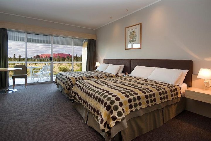 Outdoor Activities Airlie Beach QLD Accommodation Mermaid Beach