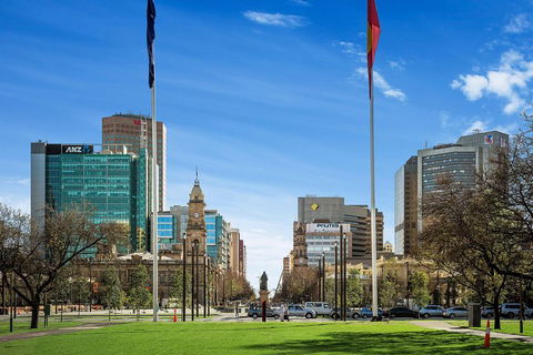 Adelaide Highlights, Hahndorf & McLaren Vale Wine Tasting And Sightseeing Tour - Accommodation Mermaid Beach 1