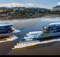 2.5 Hour Morning Discovery Cruise including sailing into the Cataract Gorge - Accommodation Mermaid Beach