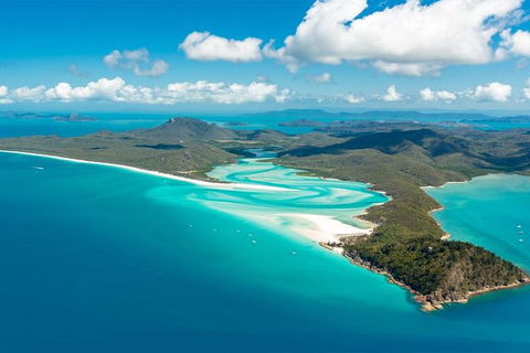Whitsunday Bullet Day Trip - Whitehaven Beach And Snorkelling - Accommodation Mermaid Beach 1