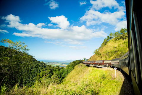 4-Day Cairns And Great Barrier Reef Tour - Accommodation Mermaid Beach 0