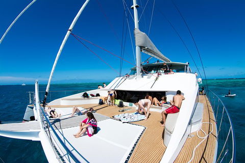 Passions Of Paradise Great Barrier Reef Snorkel And Dive Cruise From Cairns By Luxury Catamaran - Accommodation Mermaid Beach 3