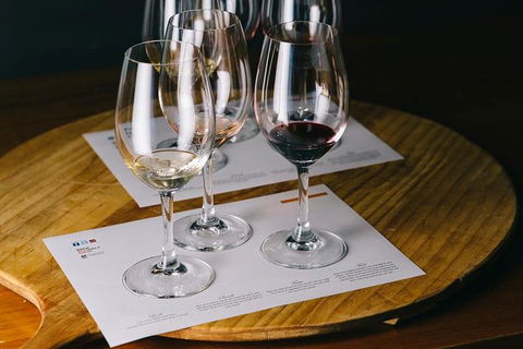 Australian Wine Discovery Tour With Tastings - Accommodation Mermaid Beach 2