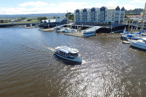 Cataract Gorge Cruise 11:30 Am - Accommodation Mermaid Beach 3